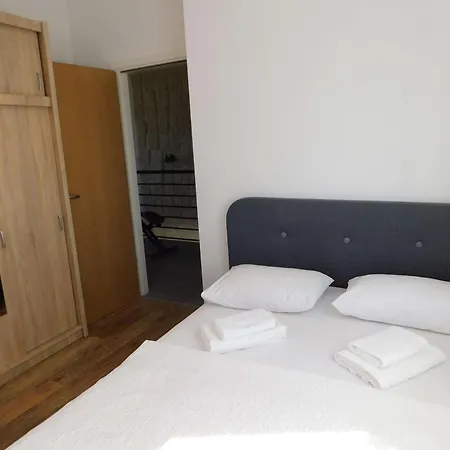 Family Friendly House With A Swimming Pool - 23060 * Šibenik