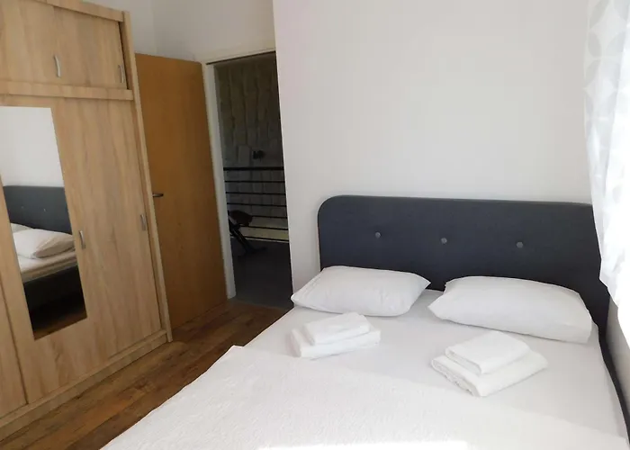 Family Friendly House With A Swimming Pool - 23060 * Šibenik